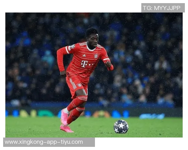 志在必得!拜仁海报展现阿方索戴维斯与杰克逊斗志昂扬的决心 志在必得!拜仁海报展现阿方索戴维斯与杰克逊斗志昂扬的决心