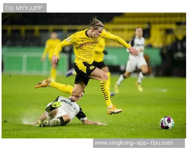 曼城与米兰争夺巴伊亚17岁新星解约金高达8700万镑 曼城与米兰争夺巴伊亚17岁新星解约金高达8700万镑