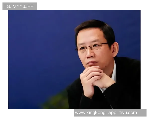 评论员分析裁判名单争议背后内幕与裁判退钱谈话情况