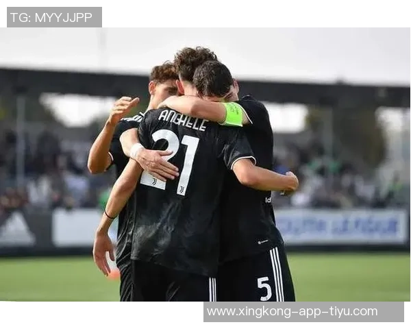 尤文图斯冬窗瞄准莱切中卫蒂亚戈阿季奇或成外租交易条件 尤文图斯冬窗瞄准莱切中卫蒂亚戈阿季奇或成外租交易条件